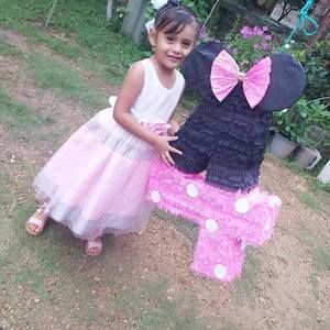 Meet your Posher, Eloy